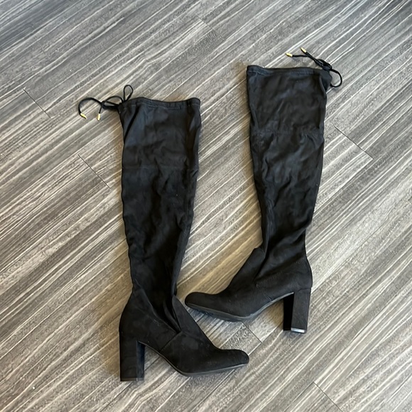 Kohl's Shoes - 3/$15 💋Over the knee tie boots